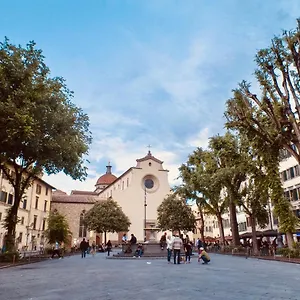 Uffizi & Santo Spirito Family/groups Apartment Florence